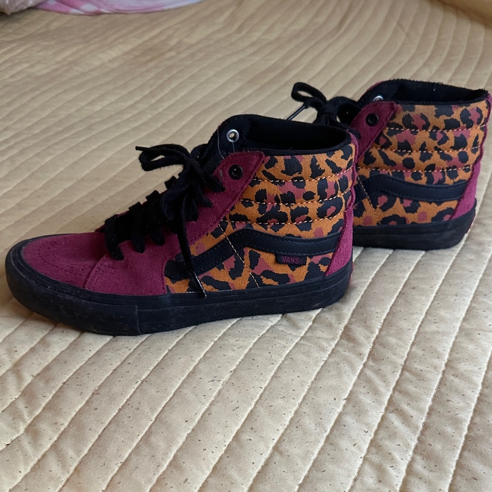 Leopard van  High-Top Sneakers - Picture 4 of 4